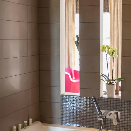 Hotell Domaine De Verchant & - Relais & Chateaux 5*