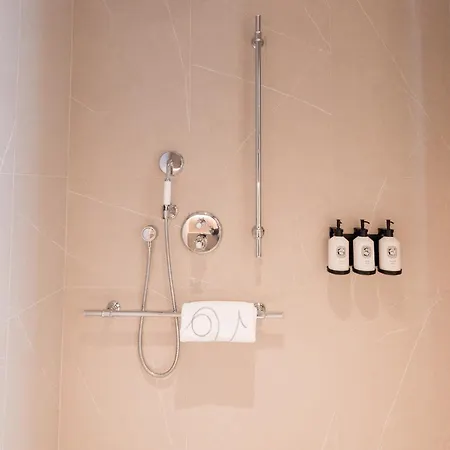 Hotel Domaine De Verchant & - Relais & Chateaux 5*